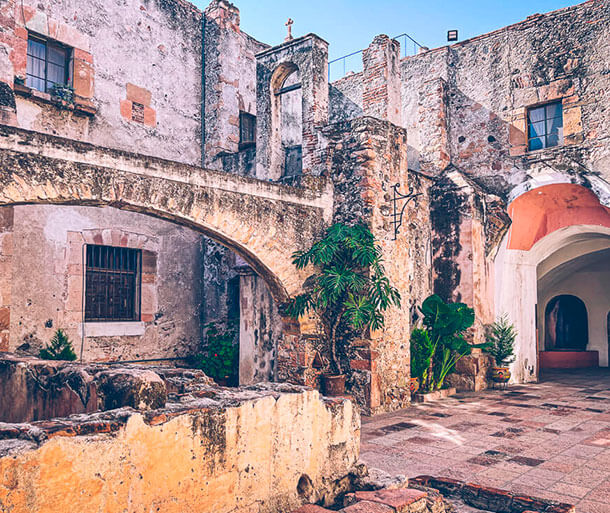 Conventos | Silencio, historia y arquitectura