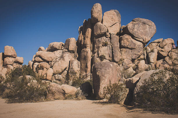 Riverside y el Silencio Místico de Joshua Tree | Rhual