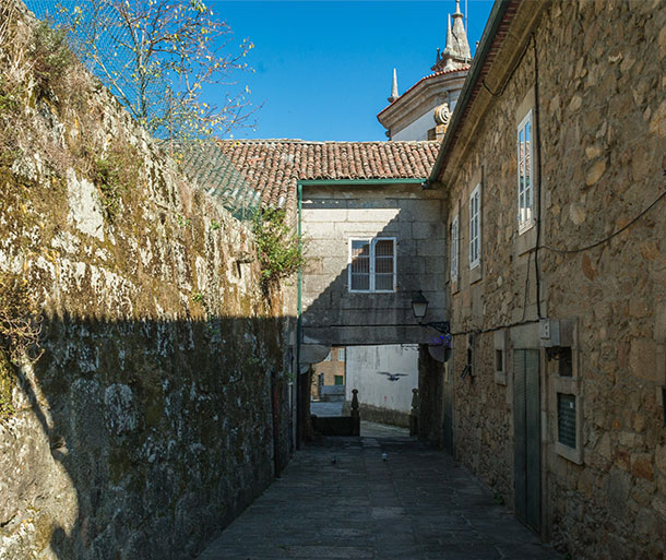 Tui – Ciudad de piedra y agua, frontera del alma gallega